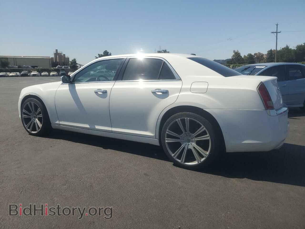 2012 CHRYSLER 300 - VIN: 2C3CCACG5CH310751 - Фото 2