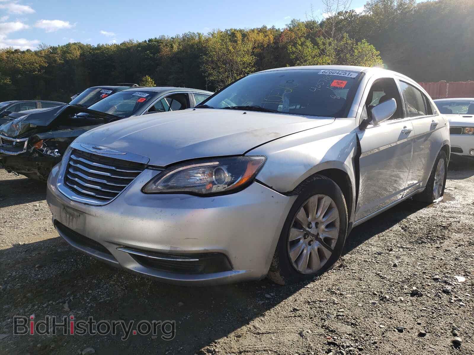 2012 CHRYSLER 200 - VIN: 1C3CCBAB7CN145354 - Фото 2