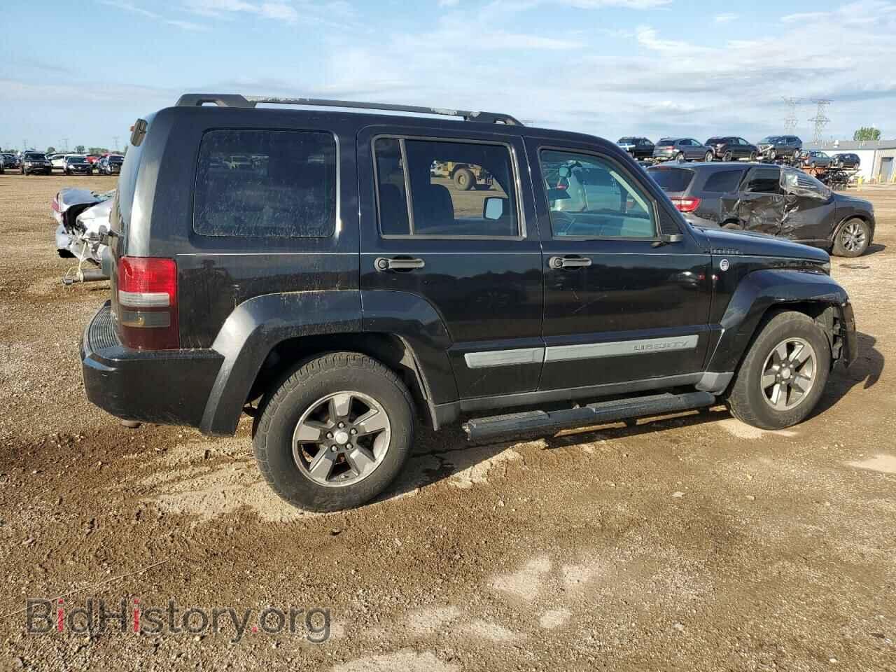 2008 JEEP LIBERTY - VIN: 1J8GN28K18W154607 - Фото 3
