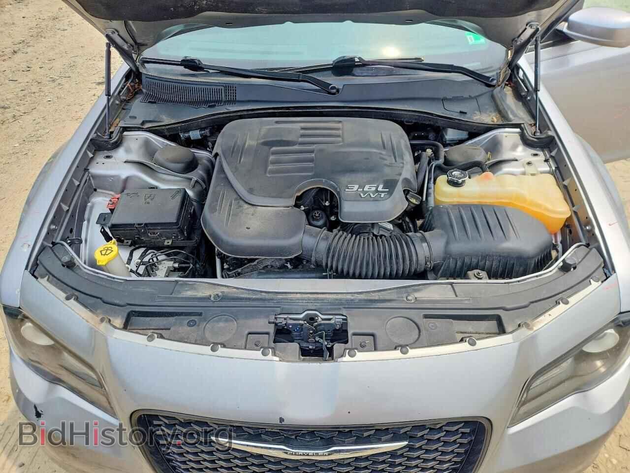 2016 CHRYSLER 300 - VIN: 2C3CCABG3GH348941 - Photo 11