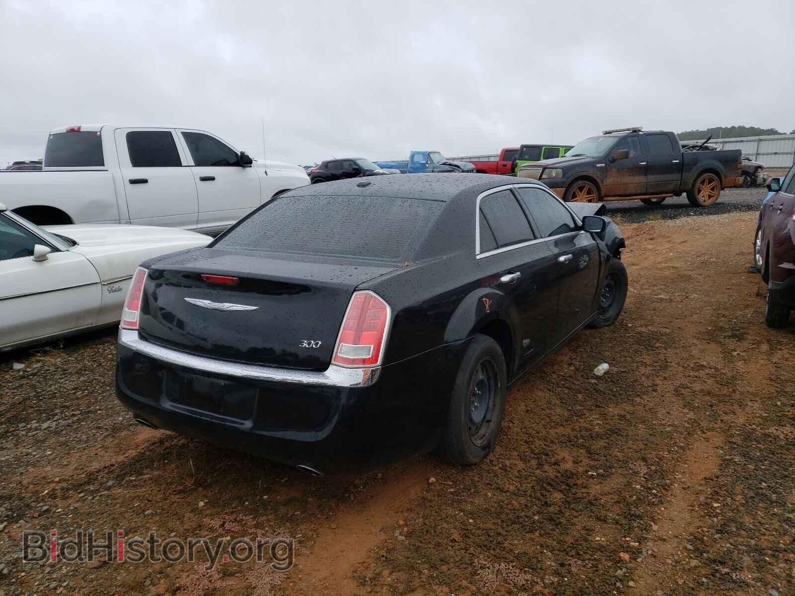 2012 CHRYSLER 300 - VIN: 2C3CCACG0CH199610 - Фото 4