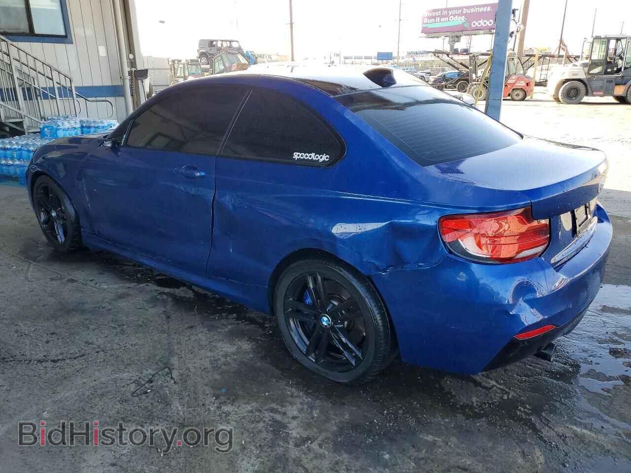 2018 BMW M2 - VIN: WBA2J7C59JVD60877 - Photo 2