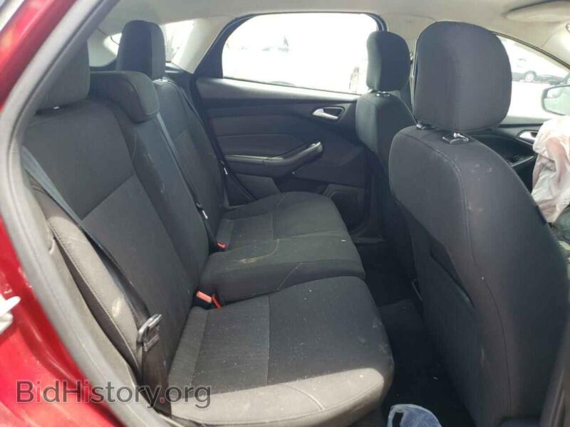 2017 Ford FOCUS (VIN 1FADP3K29HL343127) — photo 10 of 12