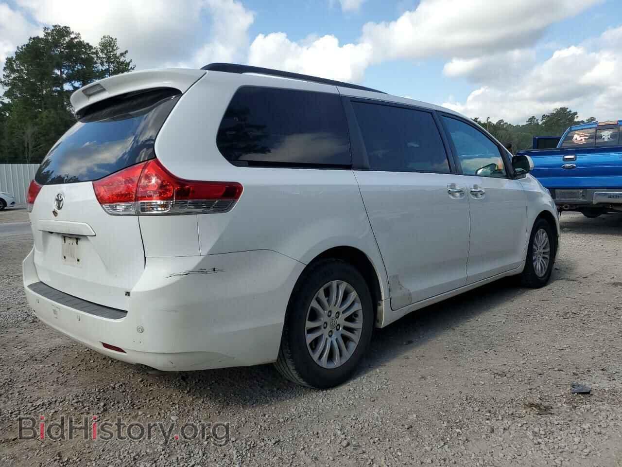 2012 TOYOTA All Models - VIN: 5TDYK3DC3CS206644 - Фото 3