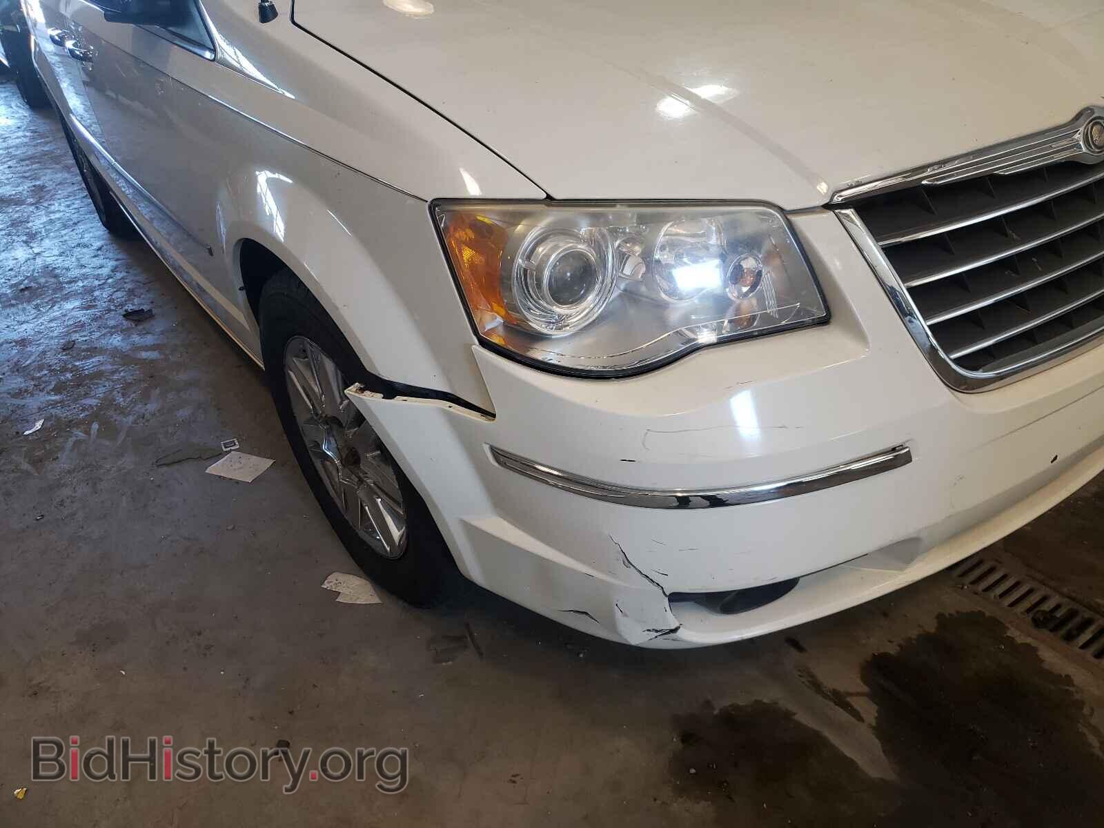 2008 CHRYSLER MINIVAN - VIN: 2A8HR64X58R717913 - Фото 9