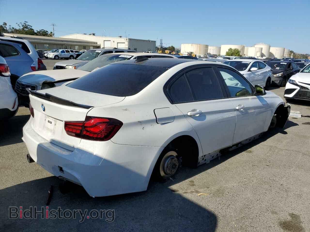 2015 BMW 3 SERIES - VIN: WBA3A5C54FF611005 - Фото 3