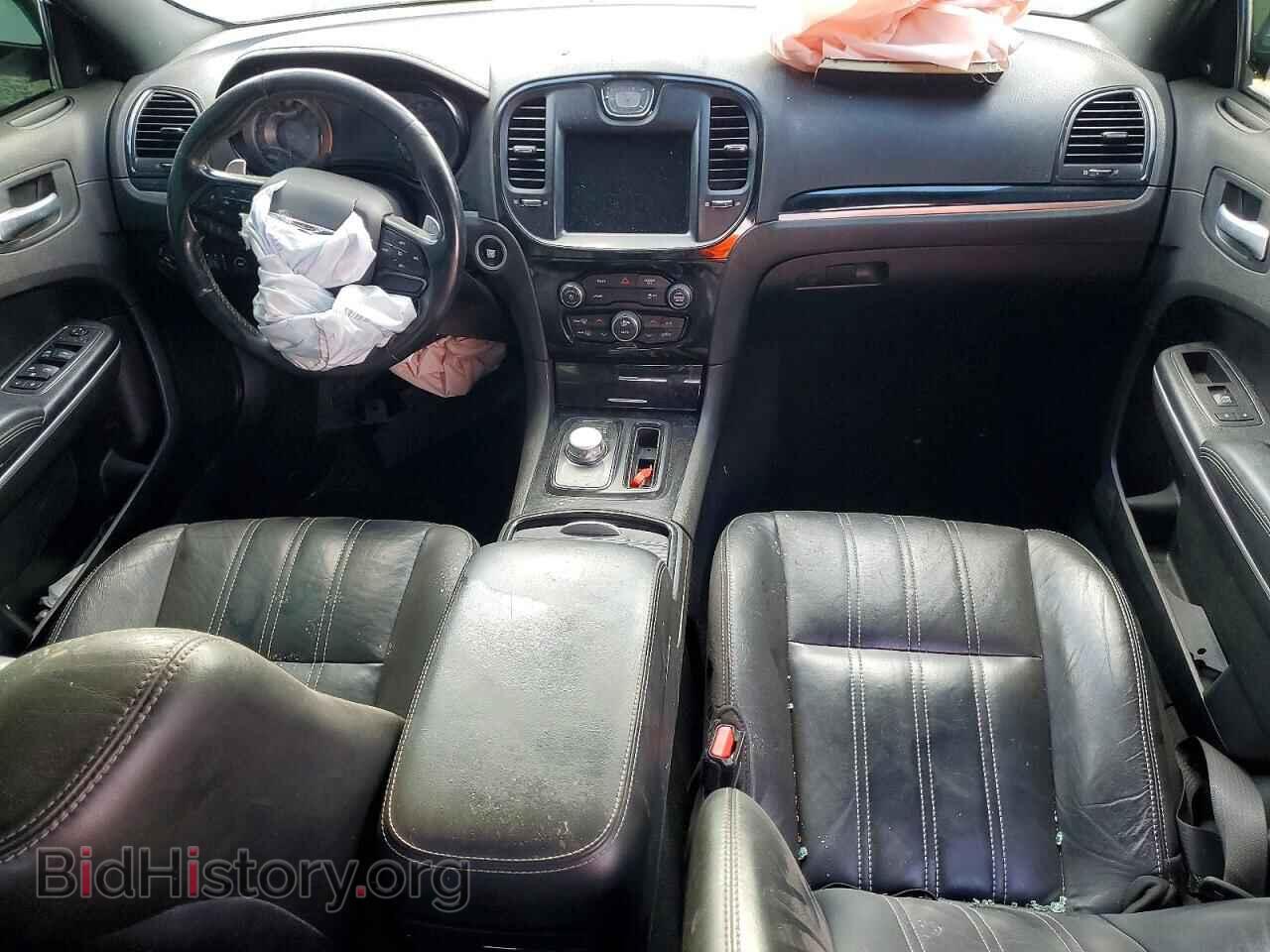 2019 CHRYSLER 300 - VIN: 2C3CCABG8KH559674 - Photo 8
