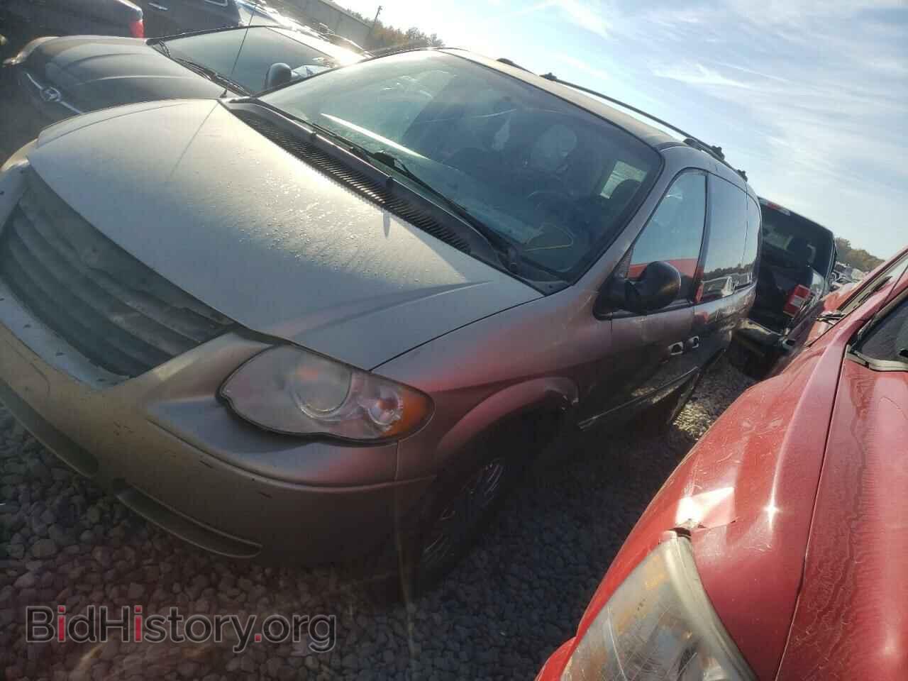 2006 CHRYSLER MINIVAN - VIN: 2A8GP54L06R652037 - Фото 2