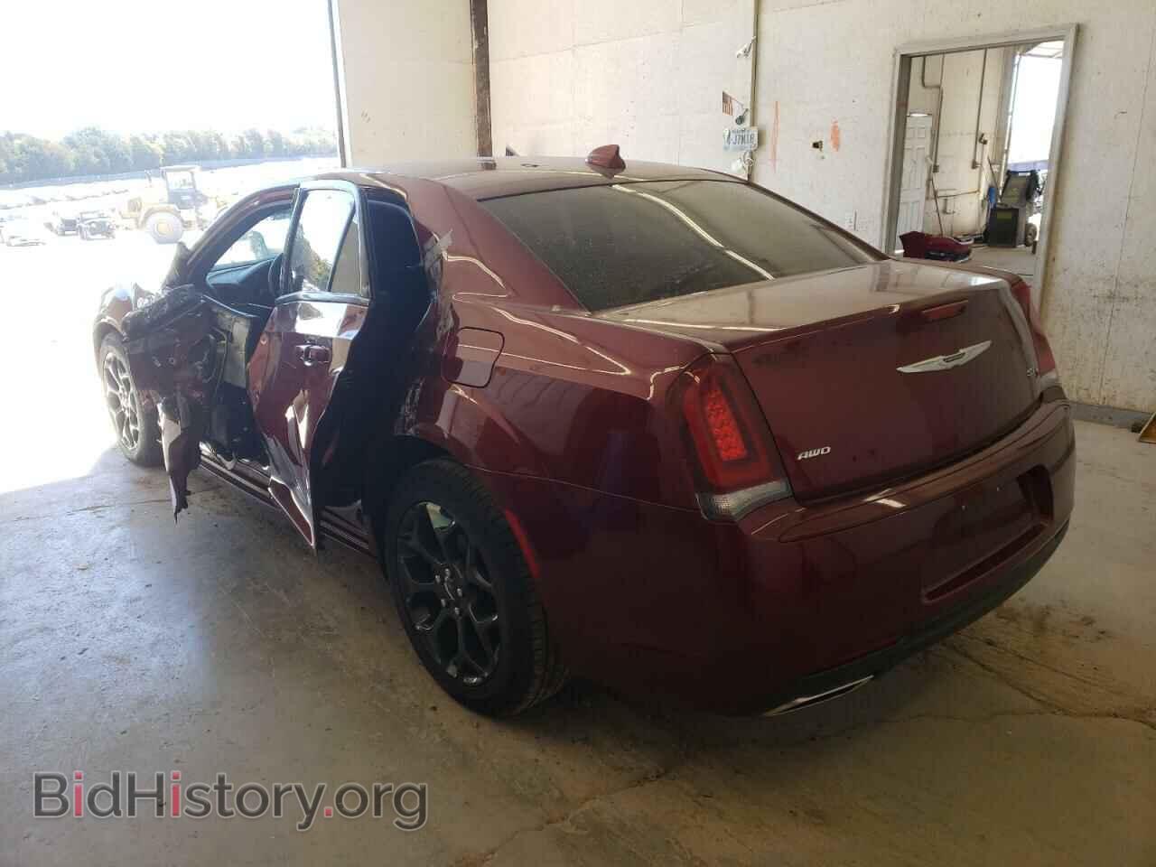 2019 CHRYSLER 300 - VIN: 2C3CCAGG3KH586340 - Фото 3