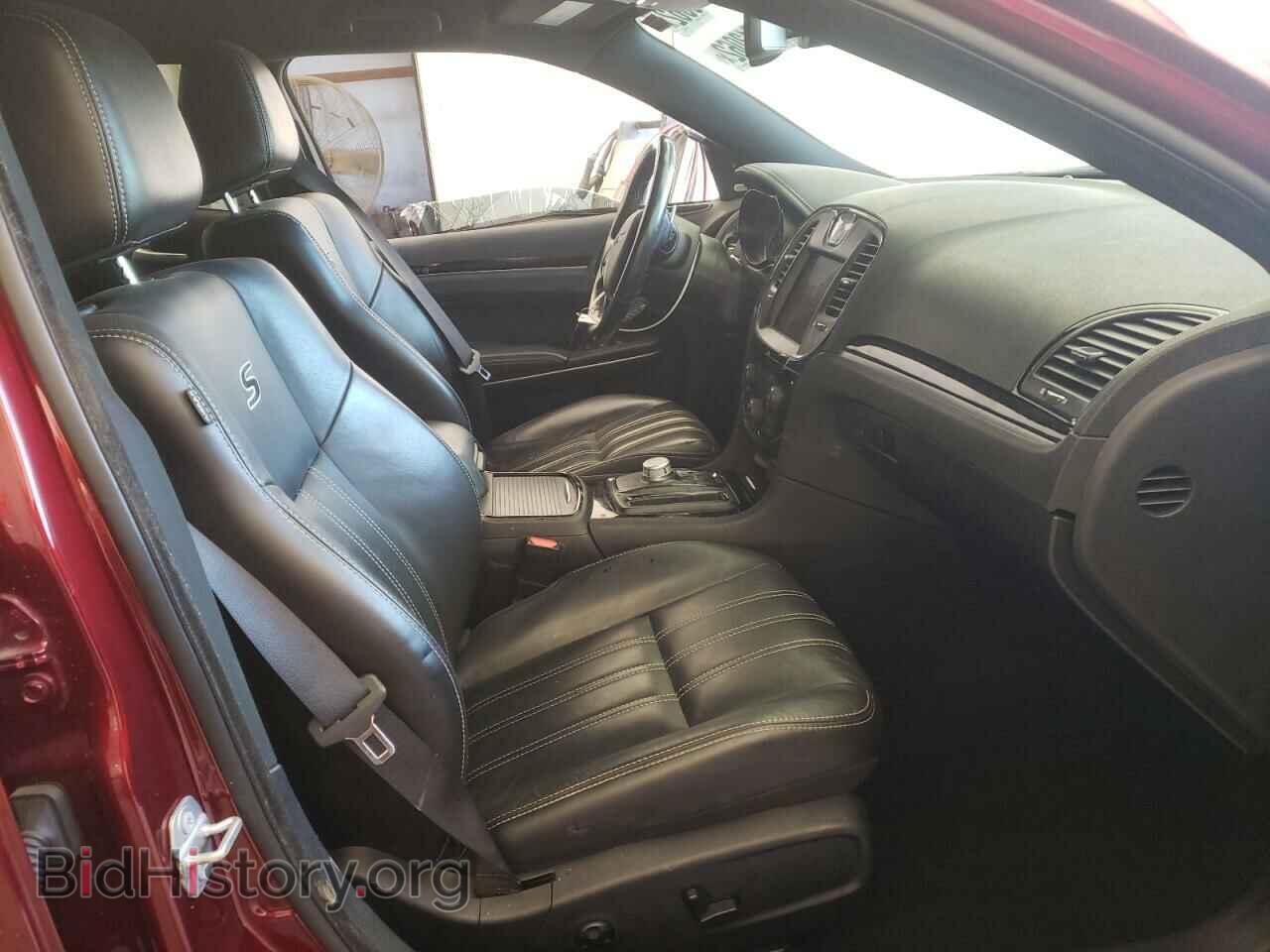 2019 CHRYSLER 300 - VIN: 2C3CCAGG3KH586340 - Фото 5