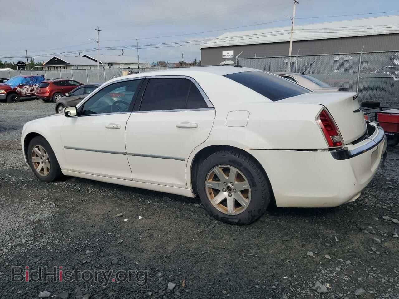 2013 CHRYSLER 300 - VIN: 2C3CCAAG7DH522216 - Фото 2
