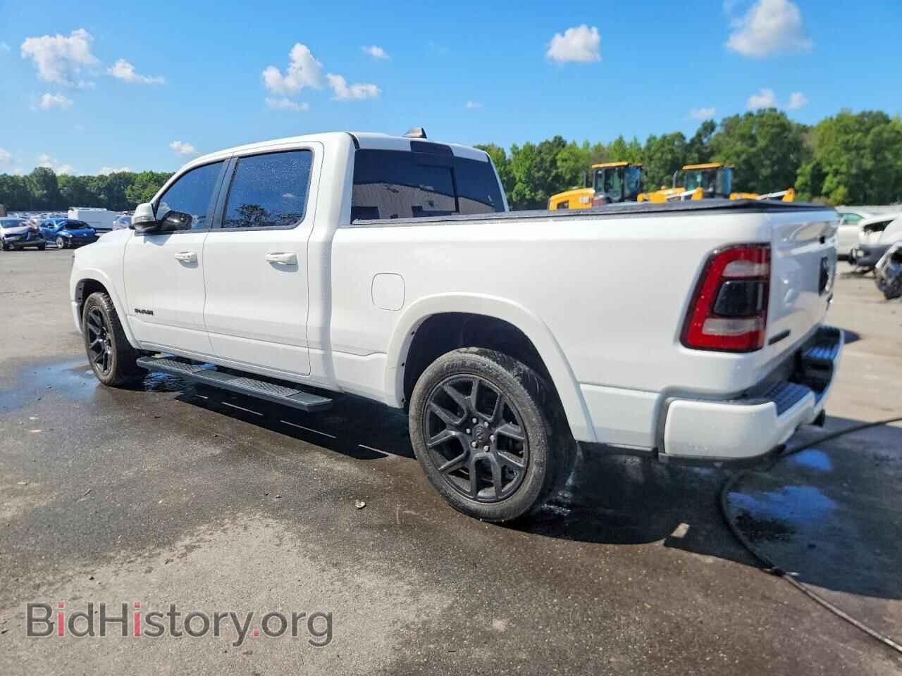 2020 RAM 1500 - VIN: 1C6SRFRT3LN103216 - Фото 2