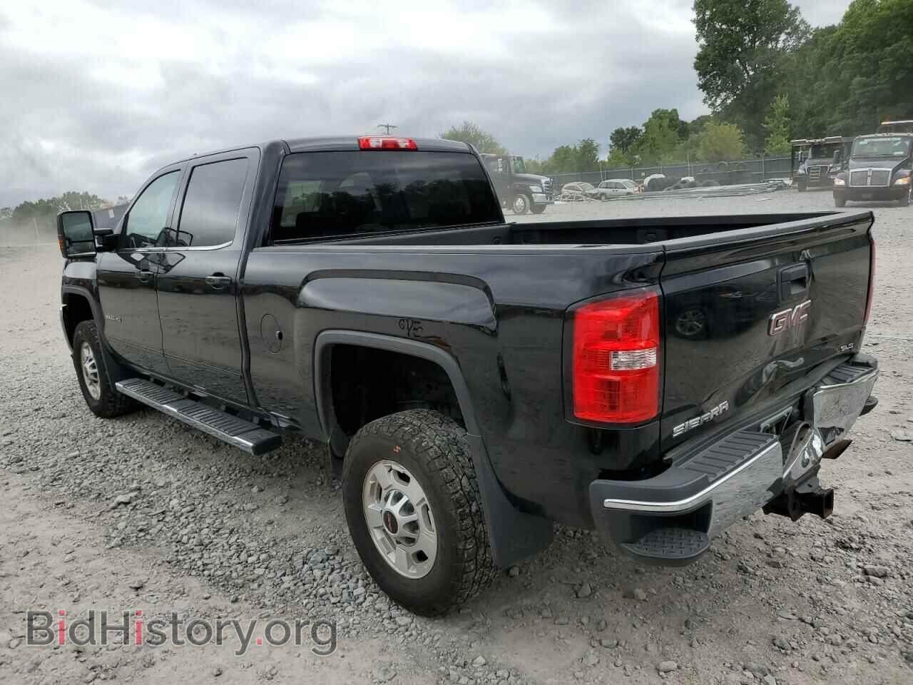 2017 GMC SIERRA - VIN: 1GT12SEG7HF114084 - Фото 2