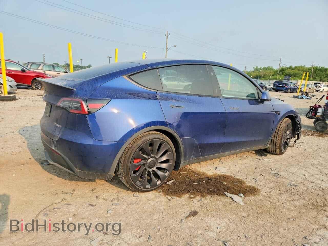 2024 TESLA MODEL Y - VIN: 7SAYGDEF1RF027907 - Фото 3