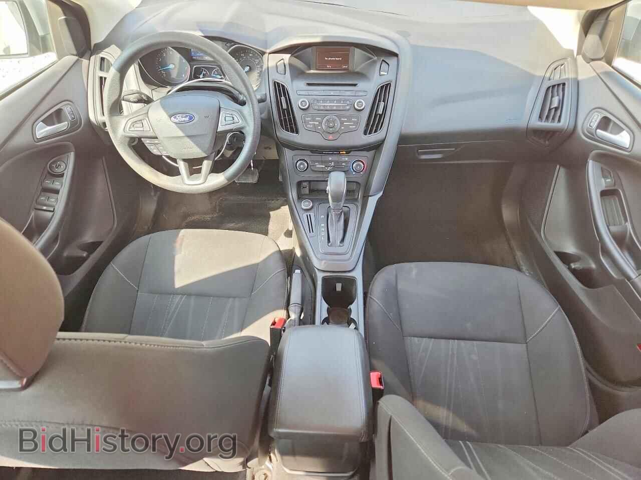 2017 FORD FOCUS - VIN: 1FADP3F21HL320189 - Photo 8