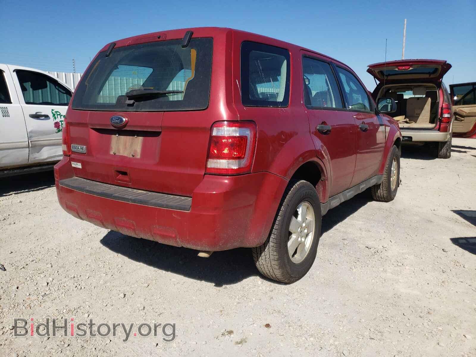 2011 FORD ESCAPE - VIN: 1FMCU0C70BKA04532 - Фото 4