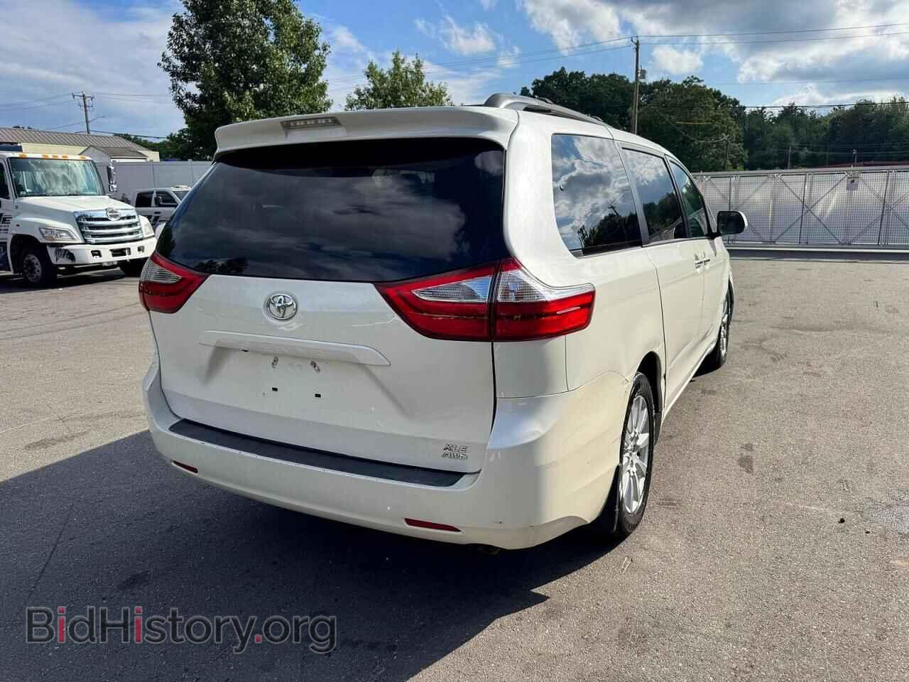2017 TOYOTA SIENNA - VIN: 5TDDZ3DC4HS159092 - Фото 3