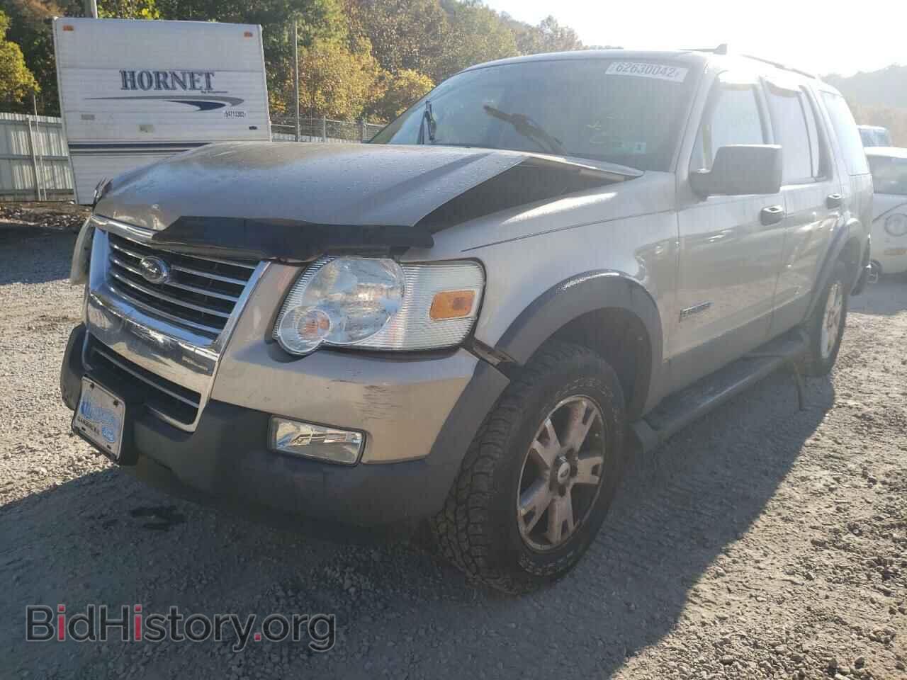 2006 FORD EXPLORER - VIN: 1FMEU73806UA10206 - Фото 2