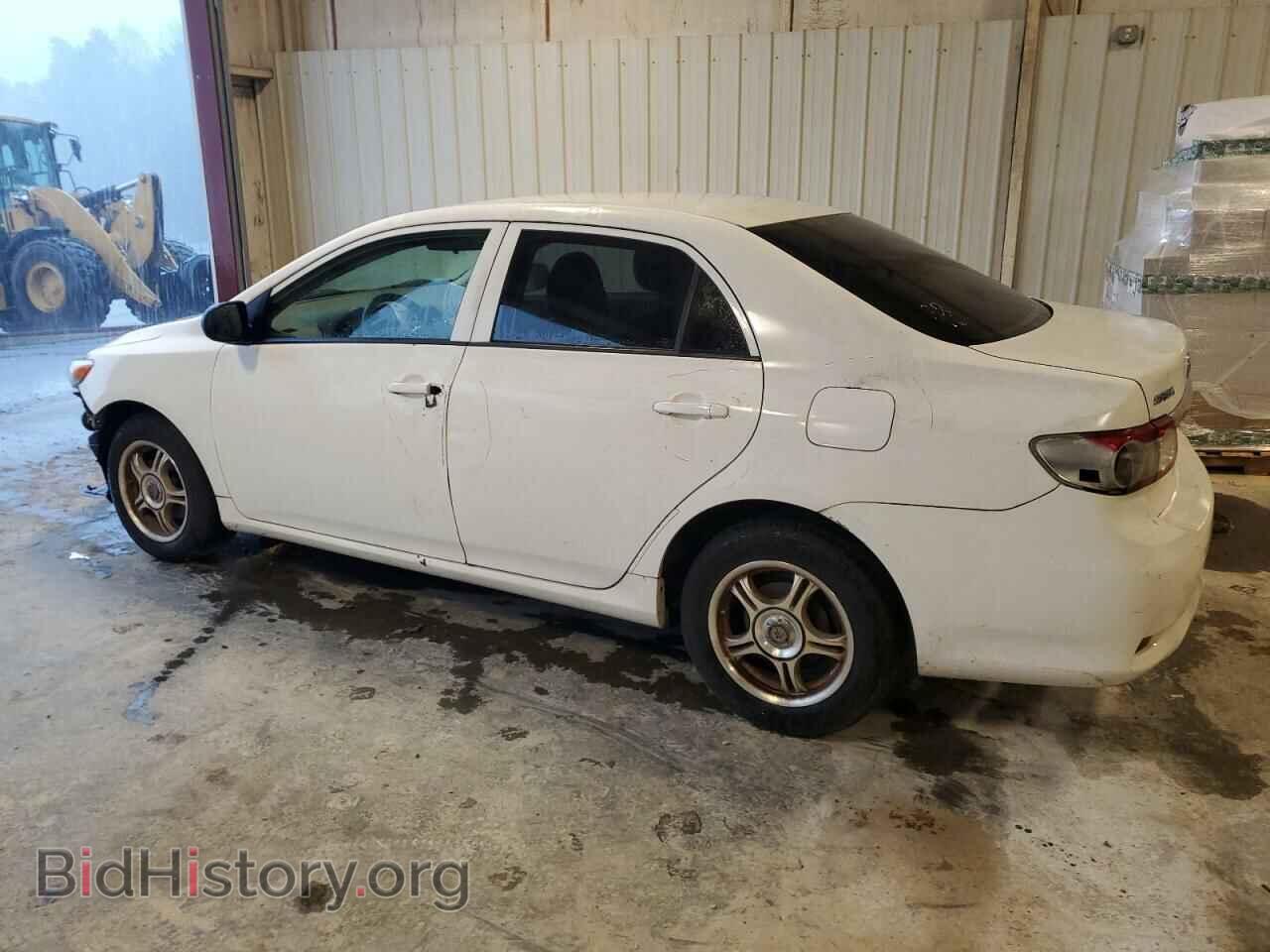 2011 TOYOTA COROLLA - VIN: 2T1BU4EE5BC598412 - Фото 2