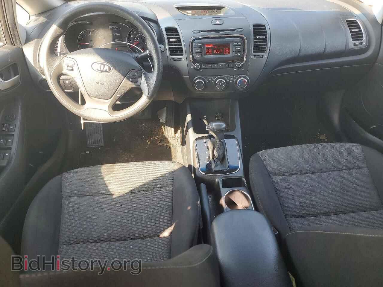 2017 KIA FORTE - VIN: 3KPFK4A74HE039149 - Photo 8