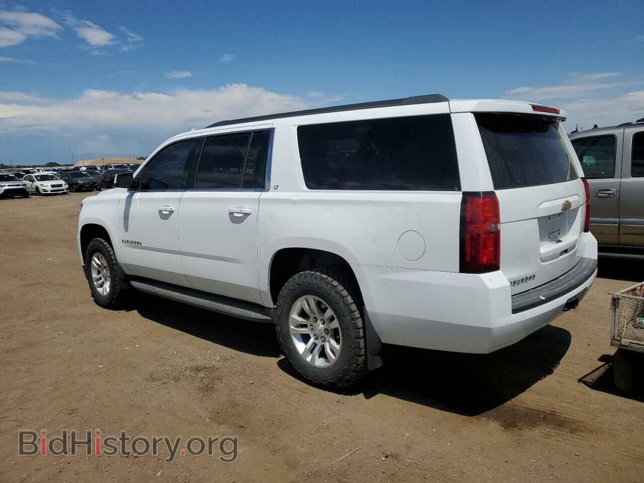 2015 CHEVROLET SUBURBAN - VIN: 1GNSKJKC0FR696287 - Фото 2