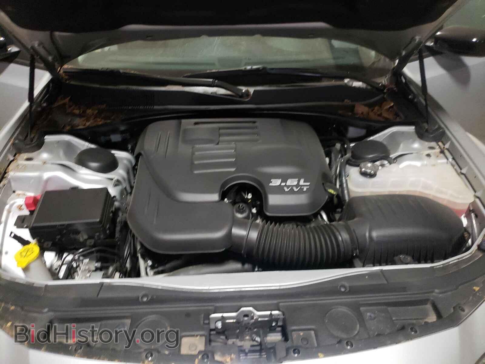 2019 CHRYSLER 300 - VIN: 2C3CCAAG3KH728856 - Фото 7