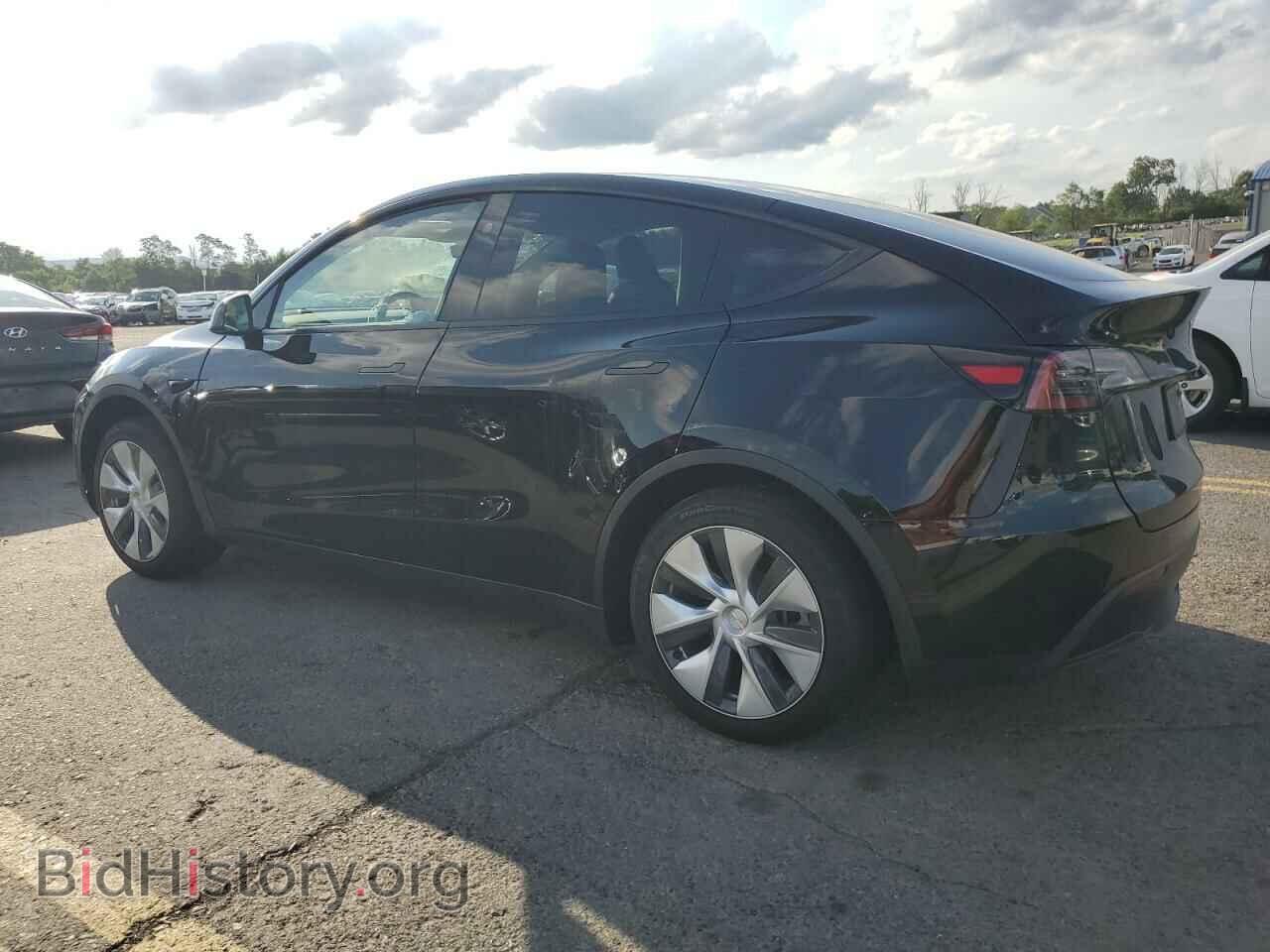 2024 TESLA MODEL Y - VIN: 7SAYGDED7RF056617 - Photo 2