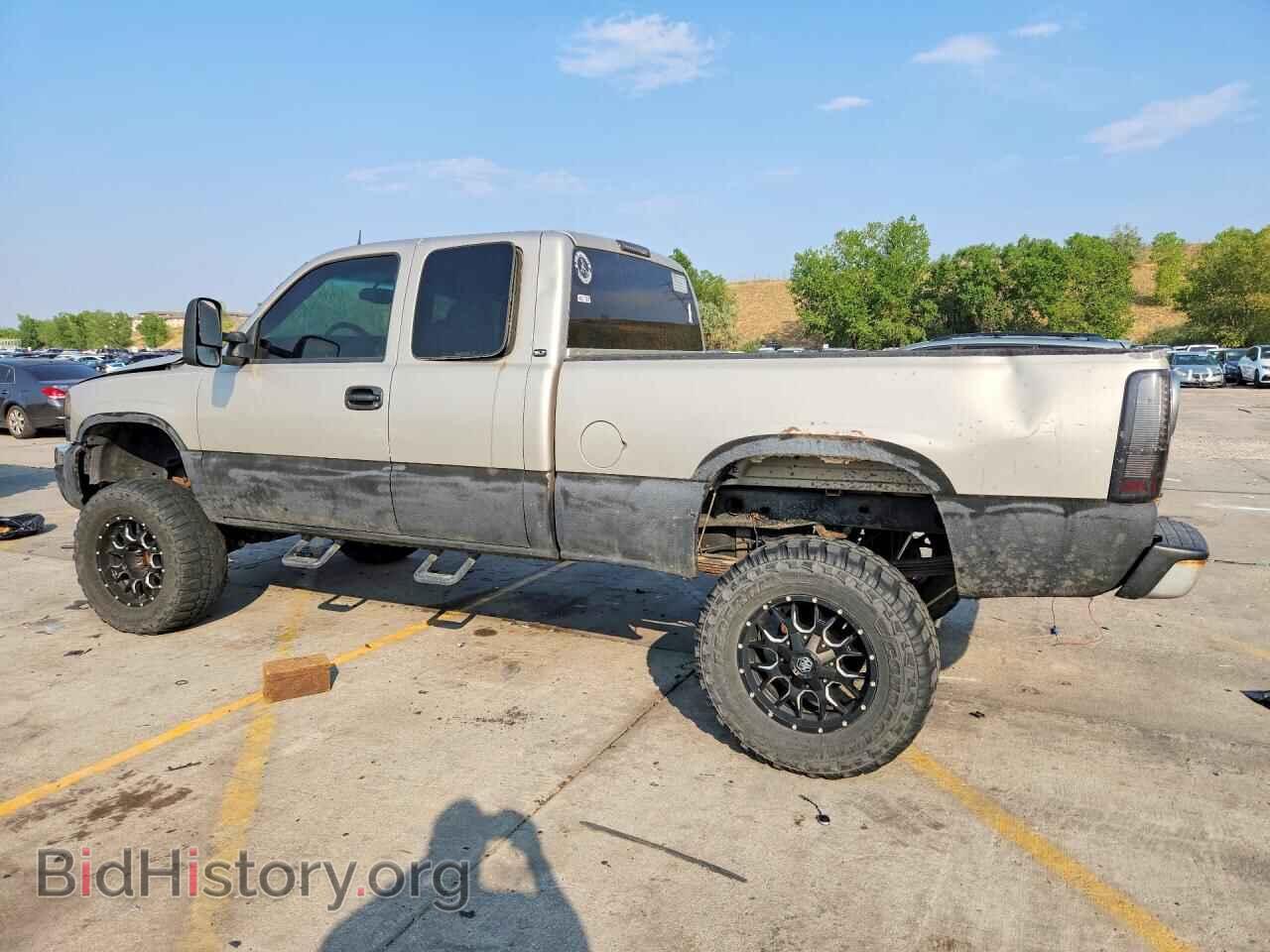 2005 GMC SIERRA - VIN: 1GTEK19B75E340332 - Photo 2