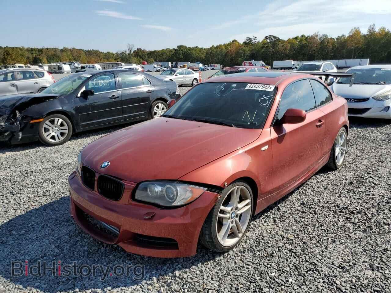 2011 BMW 1 SERIES - VIN: WBAUC9C52BVM10662 - Фото 2