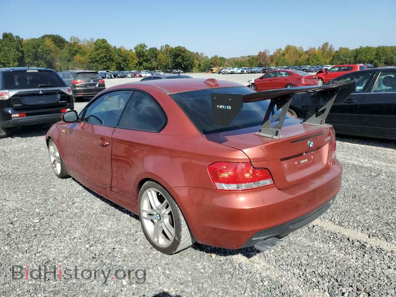 2011 BMW 1 SERIES - VIN: WBAUC9C52BVM10662 - Фото 3