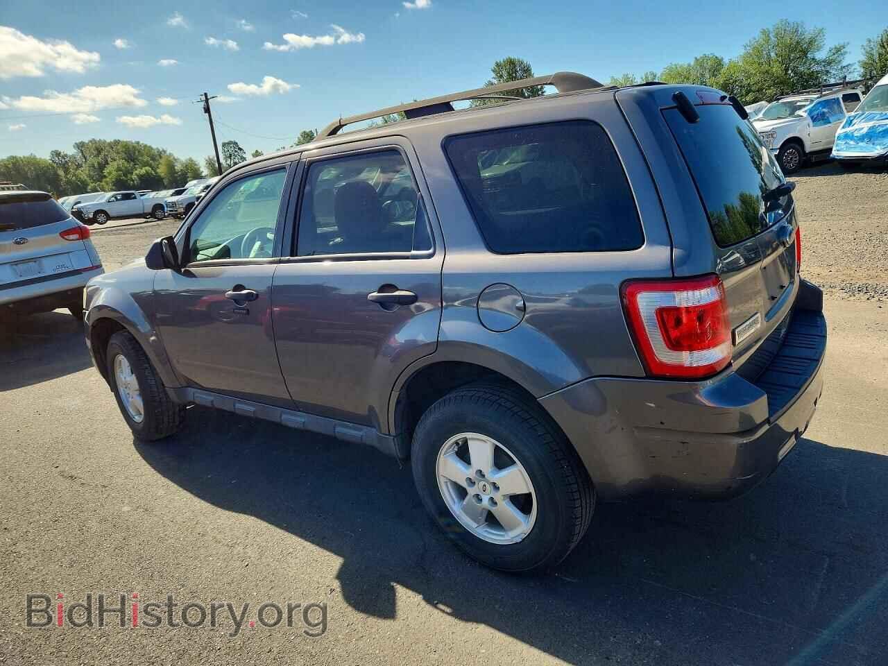 2011 FORD ESCAPE - VIN: 1FMCU9DG9BKB72799 - Photo 2