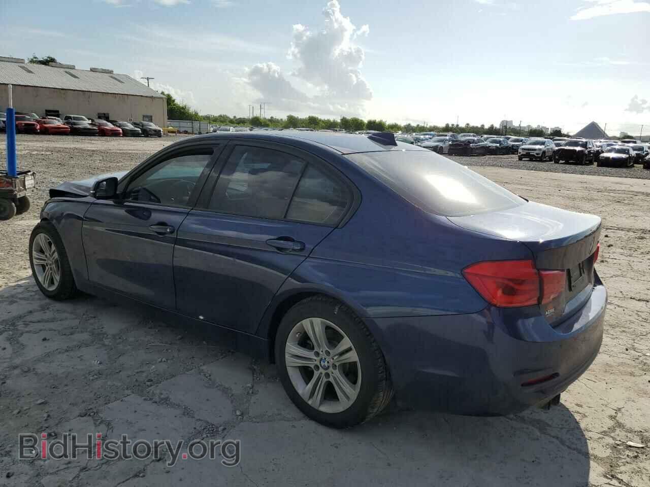 2016 BMW 3 SERIES - VIN: WBA8E9G51GNU29877 - Фото 2