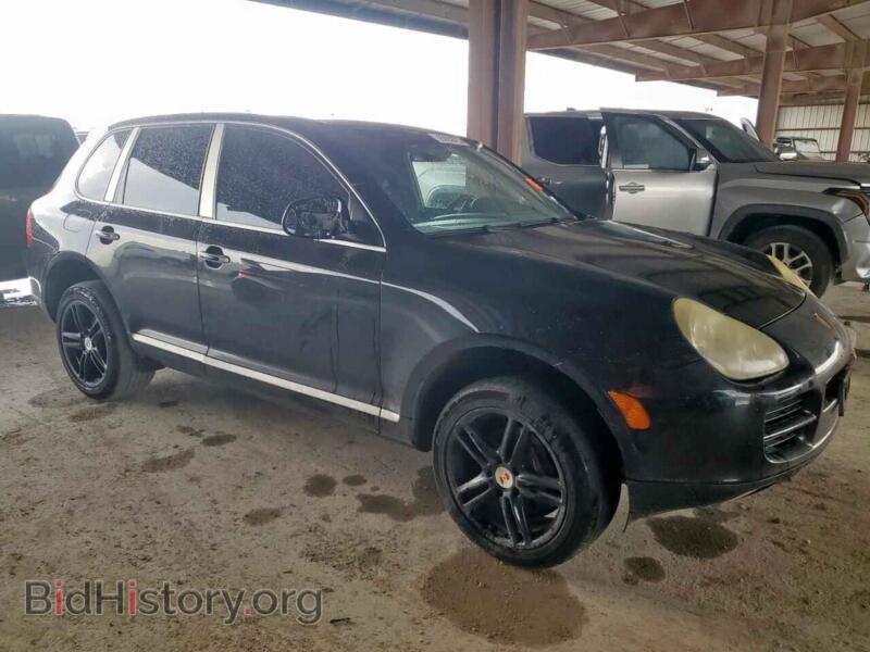 2005 Porsche CAYENNE (VIN WP1AA29P65LA21498) — photo 4 of 13