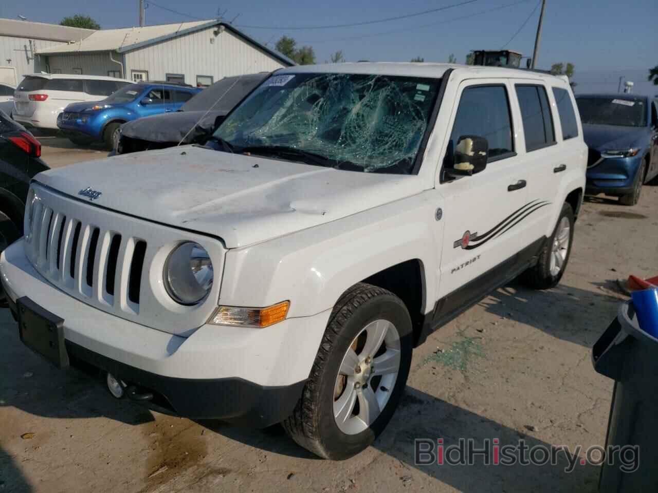 Фотография 1C4NJRFB1ED845858 - JEEP PATRIOT 2014