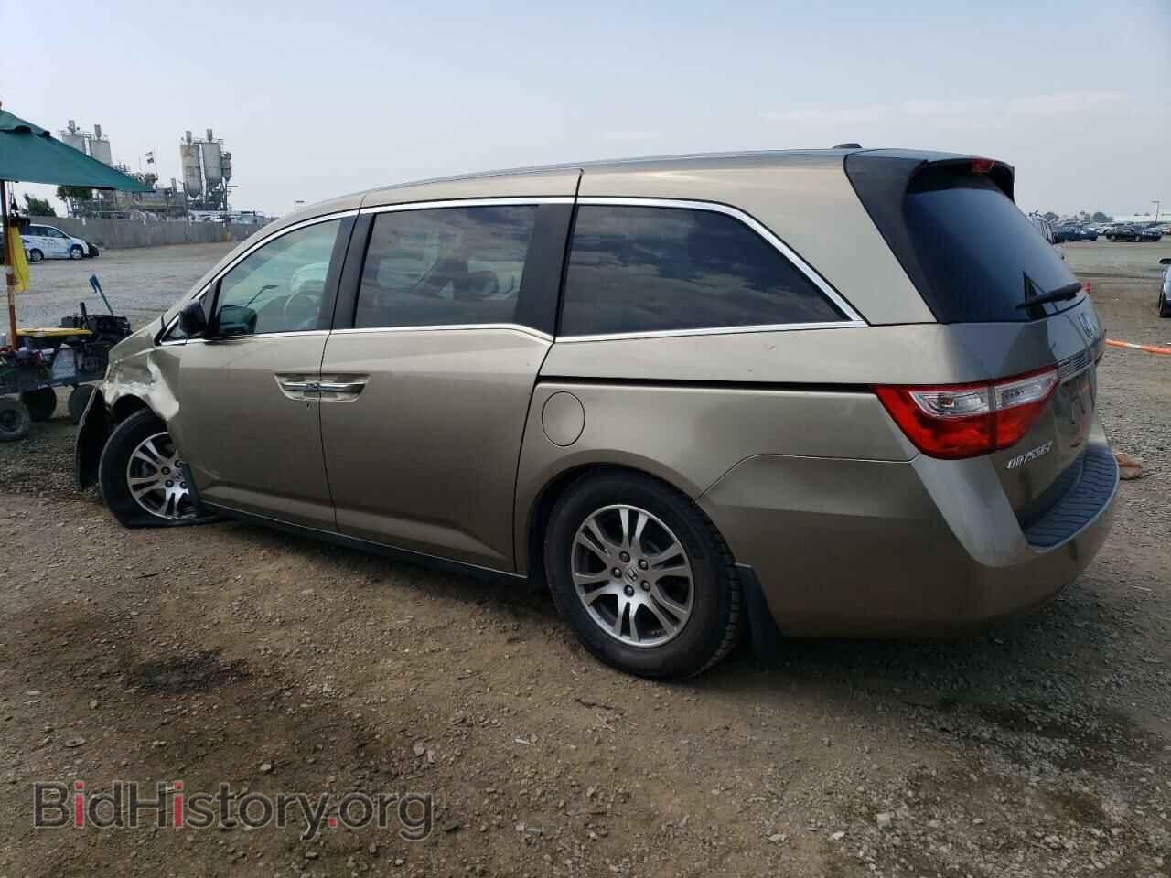 2011 HONDA All Models - VIN: 5FNRL5H68BB103529 - Фото 2