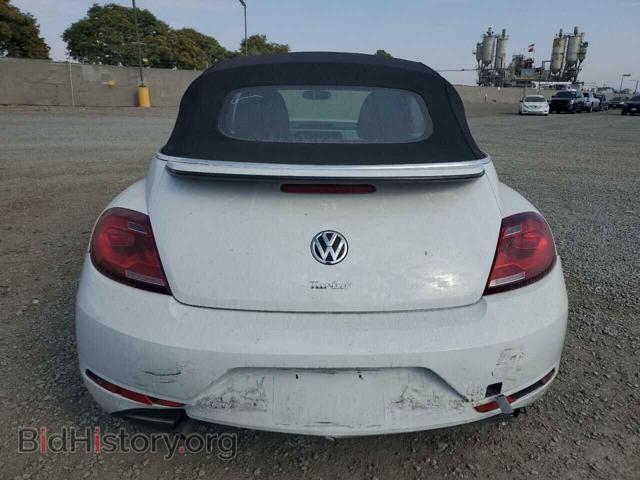2018 VOLKSWAGEN BEETLE - VIN: 3VW5DAAT5JM516391 - Фото 6
