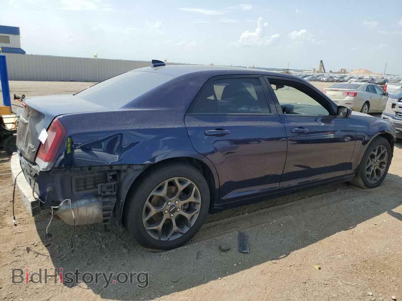 2017 CHRYSLER 300 - VIN: 2C3CCAGG6HH542471 - Фото 3