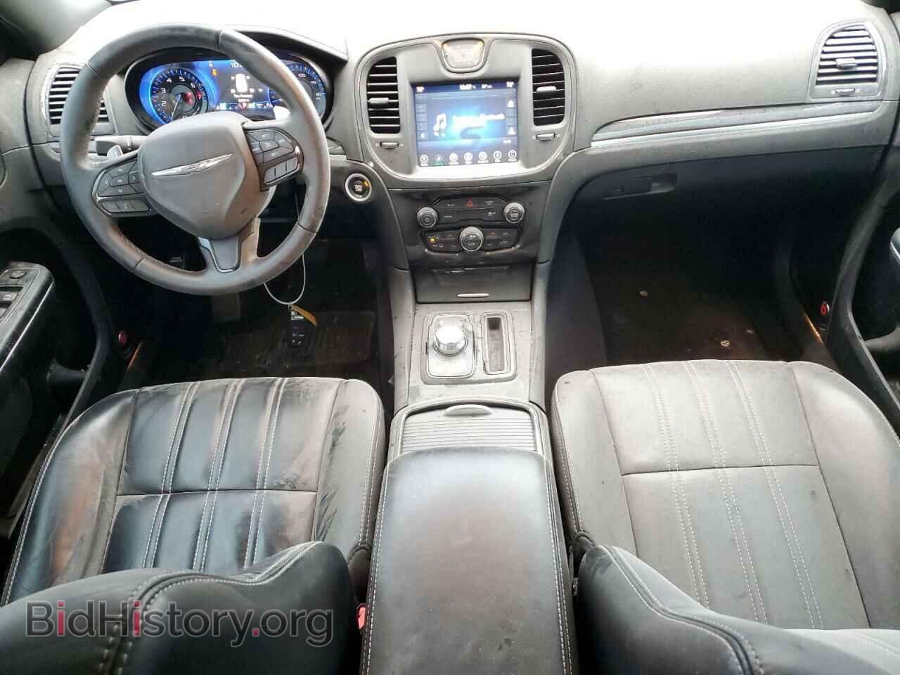2017 CHRYSLER 300 - VIN: 2C3CCAGG6HH542471 - Фото 8