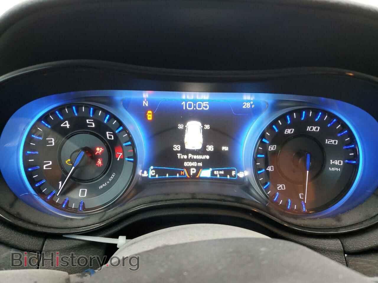 2017 CHRYSLER 300 - VIN: 2C3CCAGG6HH542471 - Фото 9