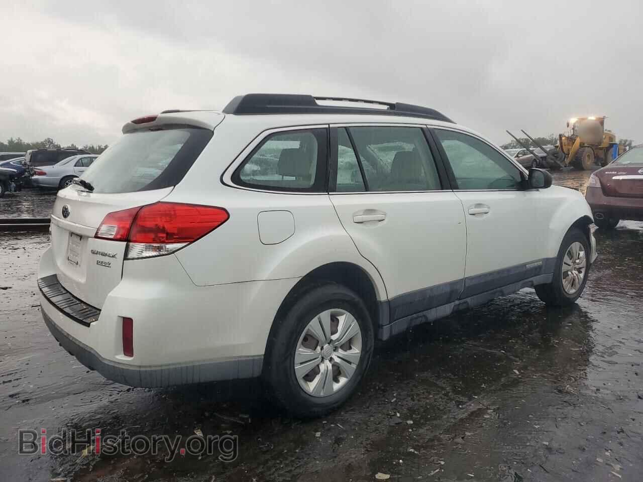 2011 SUBARU OUTBACK - VIN: 4S4BRBAC0B3412354 - Фото 3