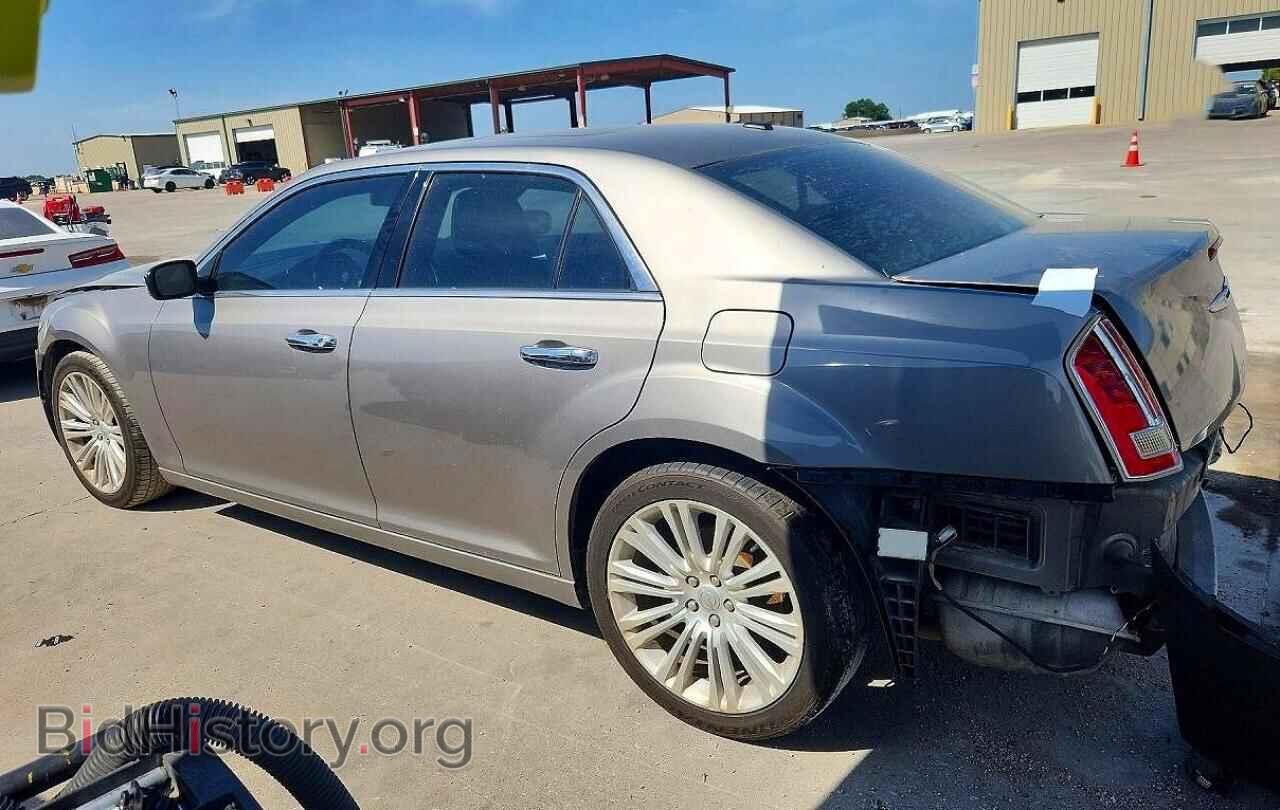 2014 CHRYSLER 300 - VIN: 2C3CCAET2EH167982 - Фото 2