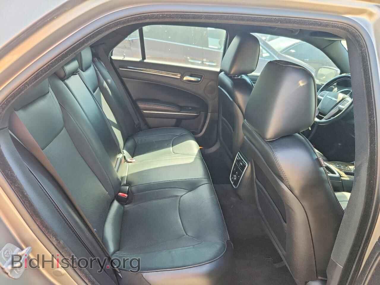 2014 CHRYSLER 300 - VIN: 2C3CCAET2EH167982 - Фото 10