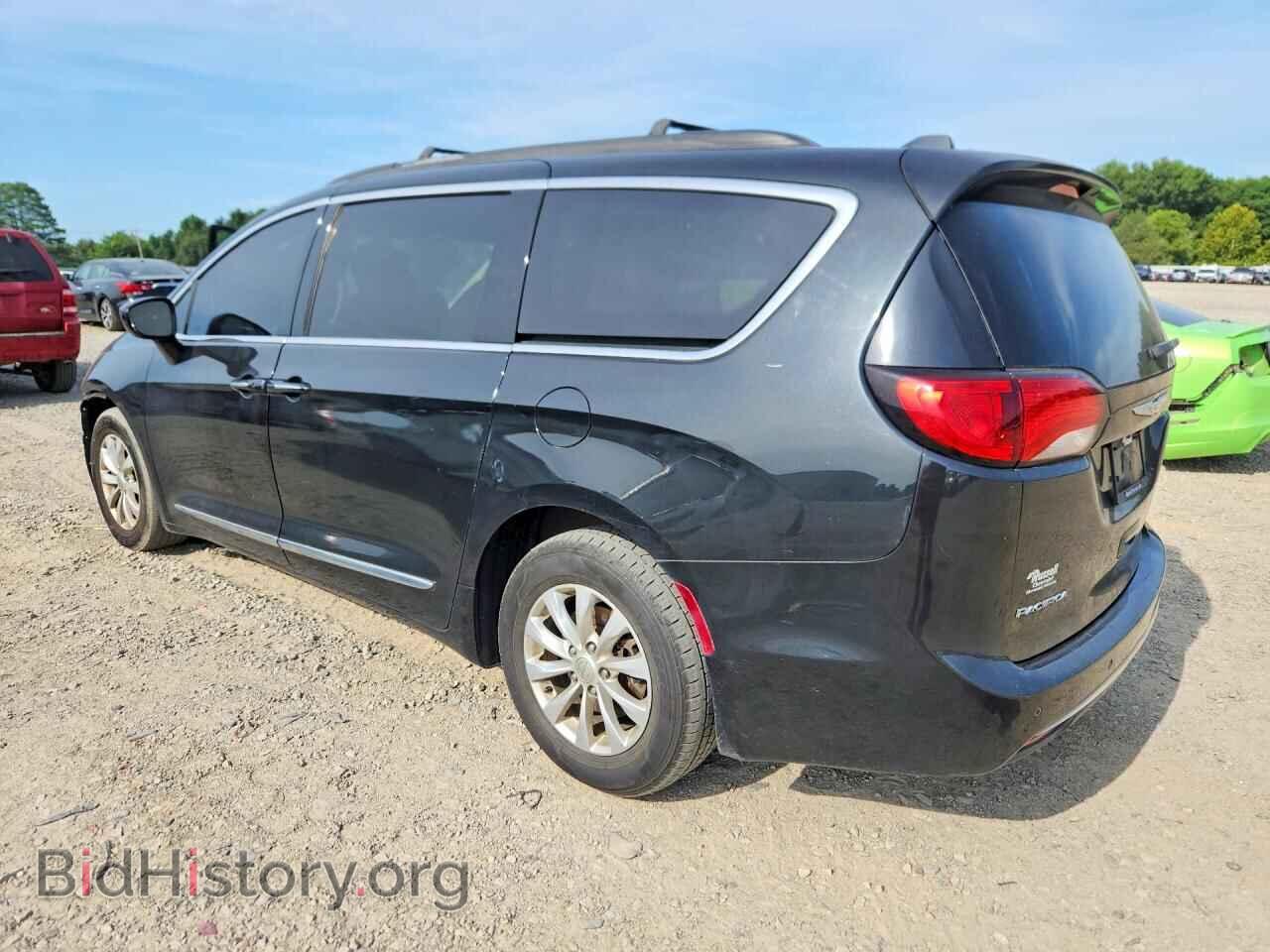 2017 CHRYSLER PACIFICA - VIN: 2C4RC1BG7HR778151 - Photo 2