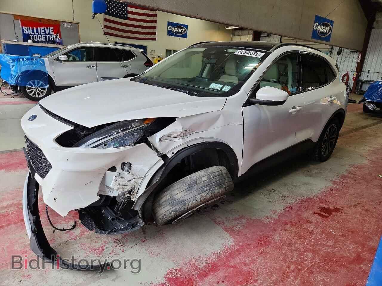 Photo 1FMCU9H63LUA27457 - FORD ESCAPE 2020