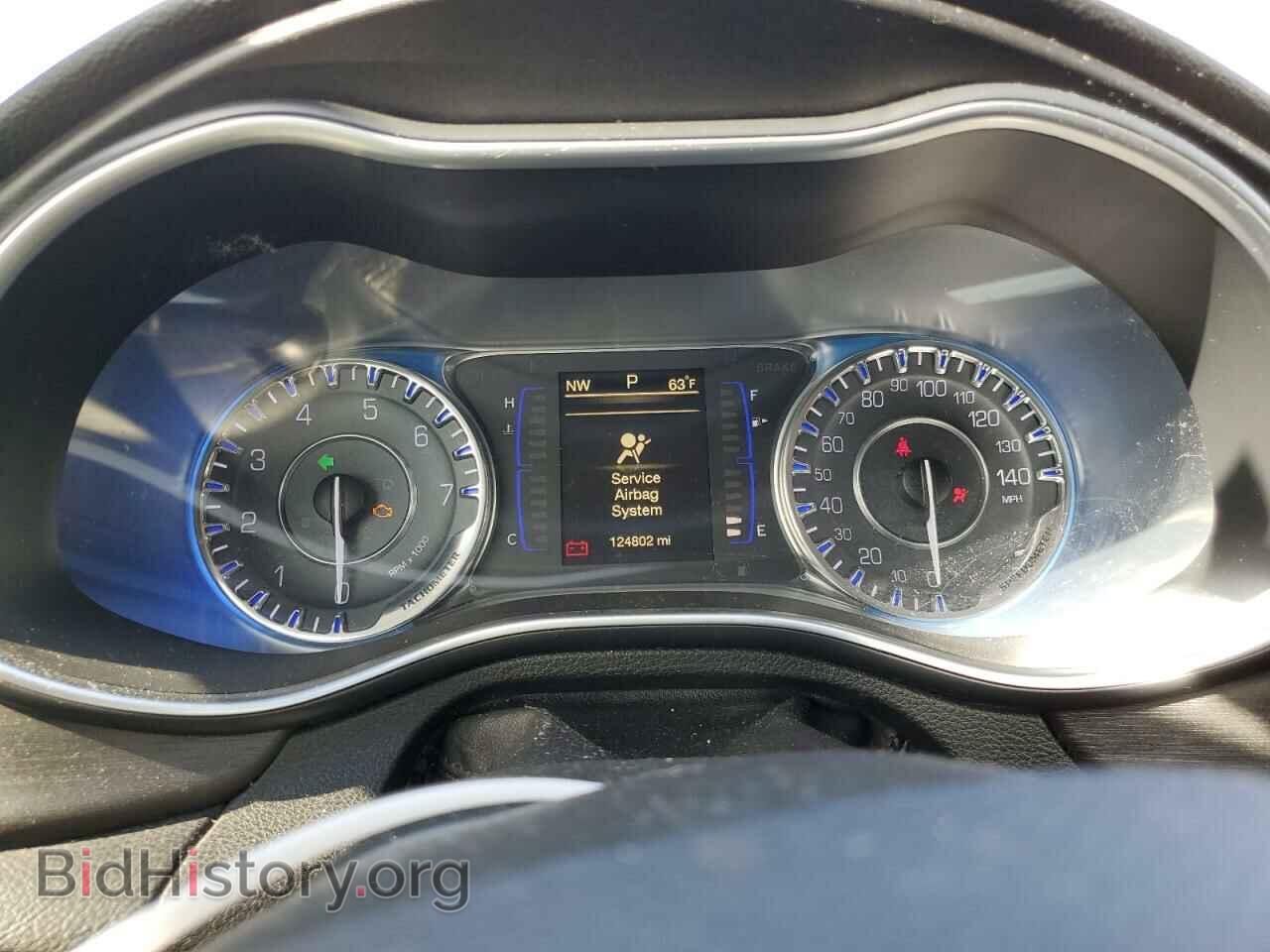 2016 CHRYSLER 200 - VIN: 1C3CCCAB0GN170950 - Фото 9