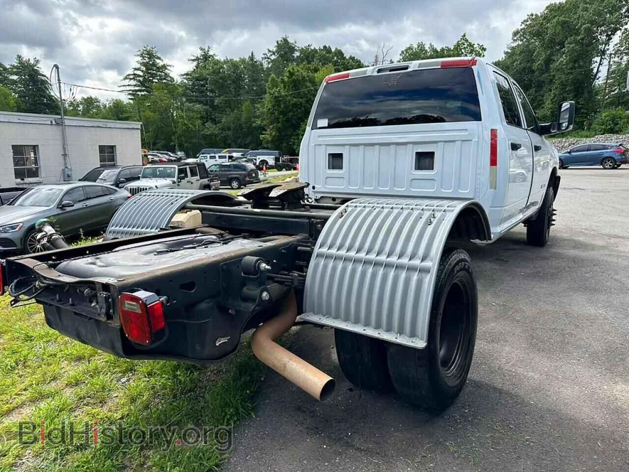 2023 RAM 3500 - VIN: 3C7WRSCL1PG511503 - Photo 3