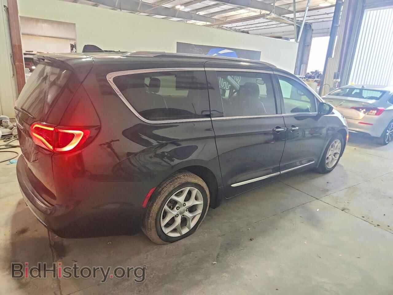 2018 CHRYSLER PACIFICA - VIN: 2C4RC1EG5JR102718 - Photo 3