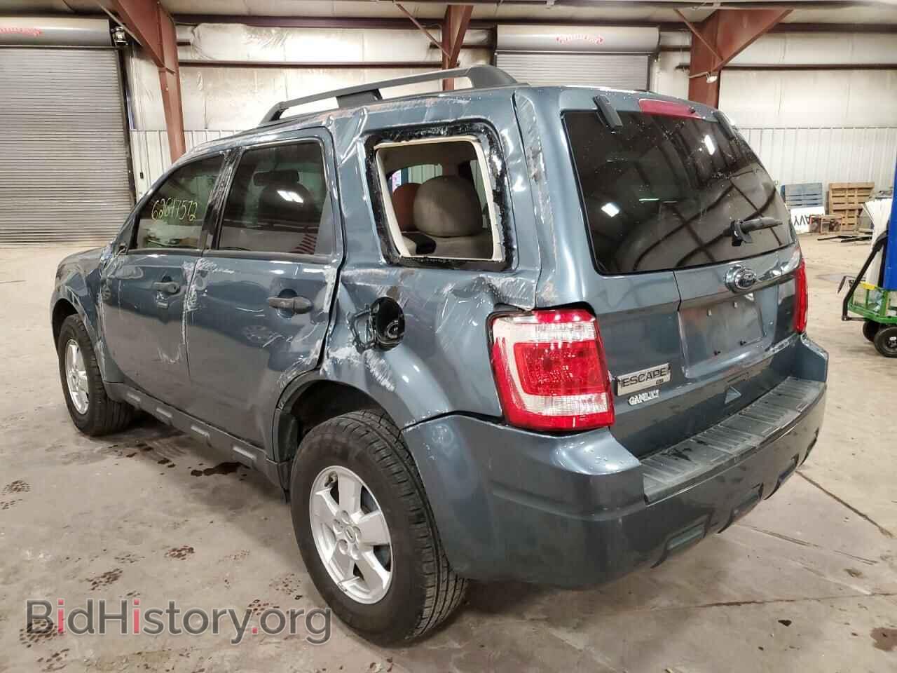 2010 FORD ESCAPE - VIN: 1FMCU0D79AKD18063 - Фото 3