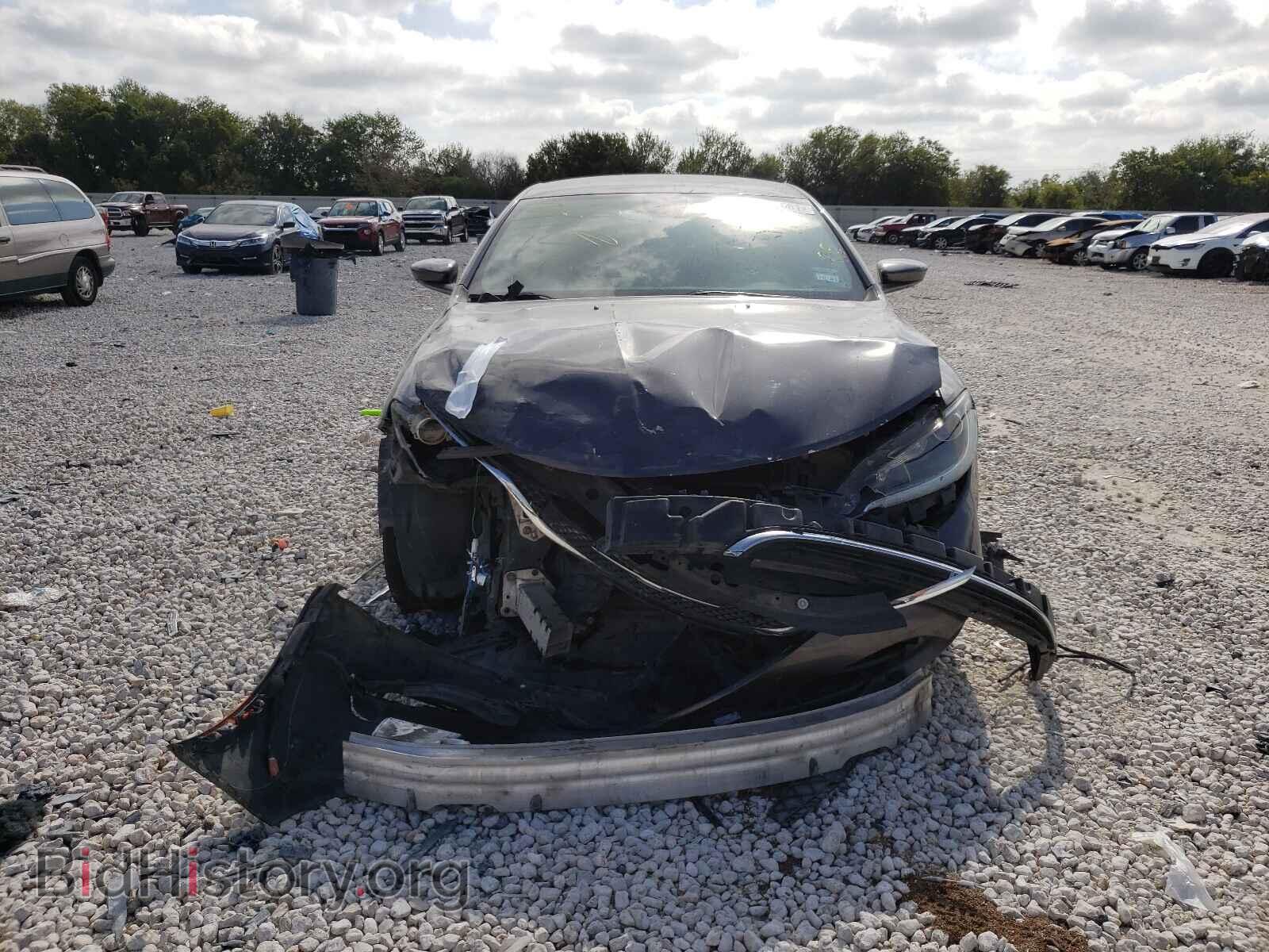 2015 CHRYSLER 200 - VIN: 1C3CCCAB1FN710465 - Фото 9