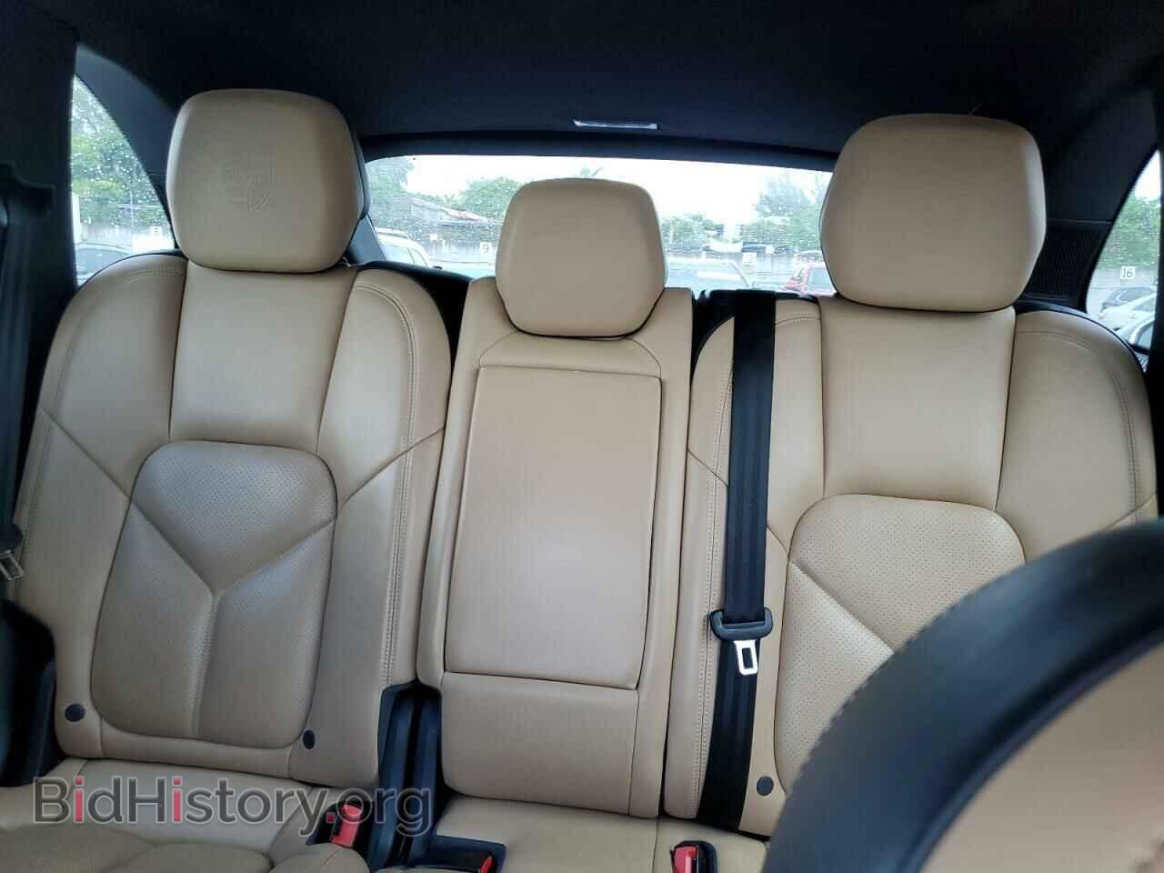 2018 PORSCHE CAYENNE - VIN: WP1AA2A25JKA05955 - Фото 10